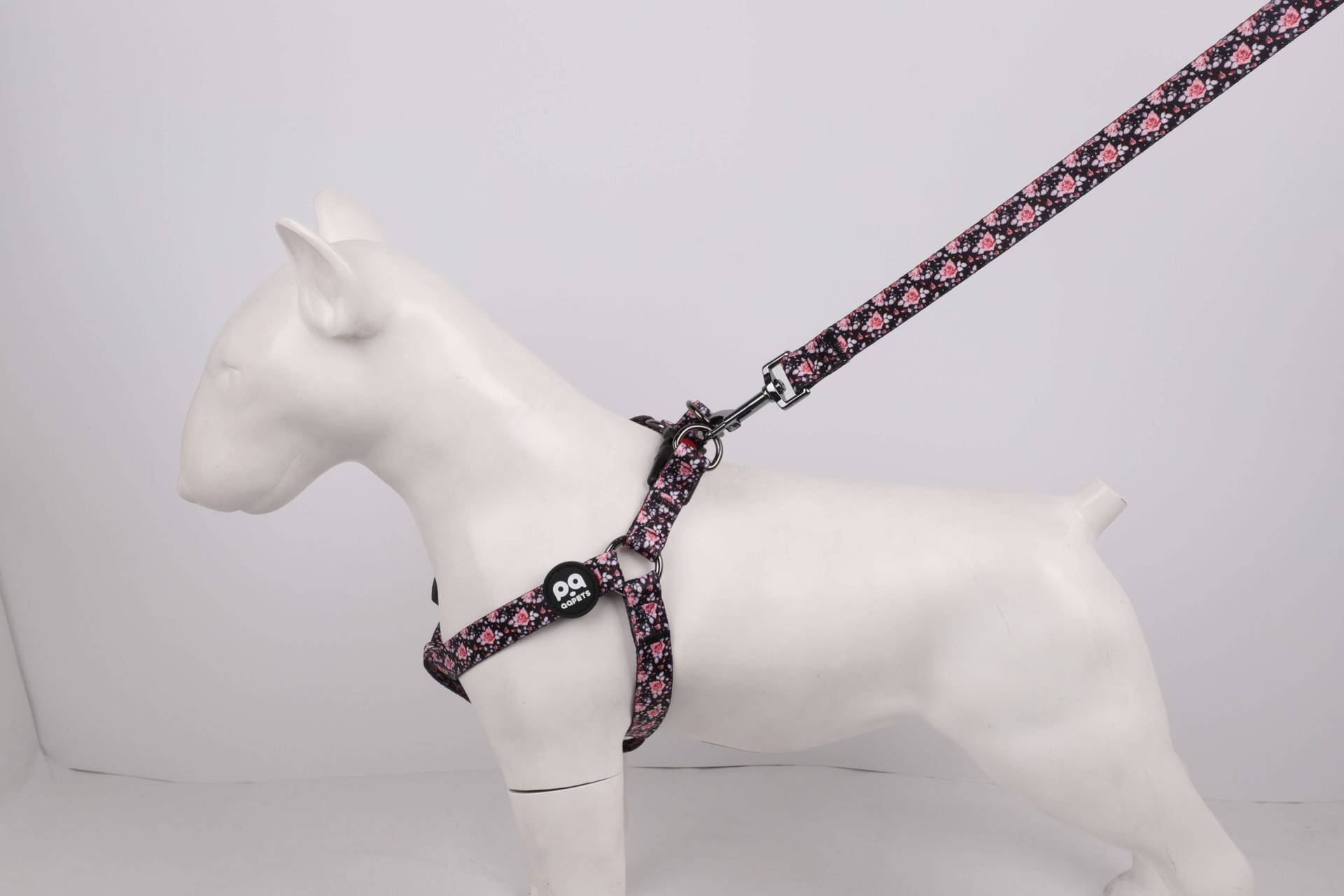 Y-shaped Chest and Back Set: Stylish Pet Harness
